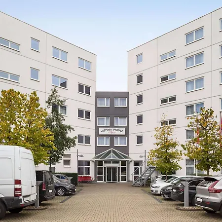 Hotel Vienna House Easy By Wyndham 4*