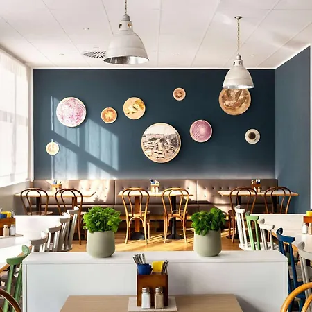 Vienna House Easy By Wyndham 酒店 内卡苏尔姆