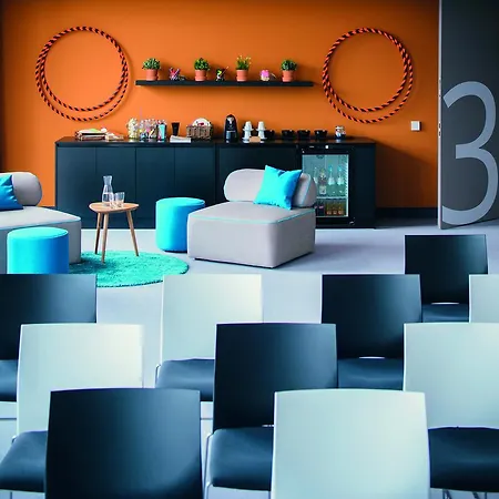 Vienna House Easy By Wyndham 4*