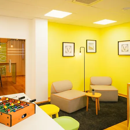 Vienna House Easy By Wyndham 4* 内卡苏尔姆